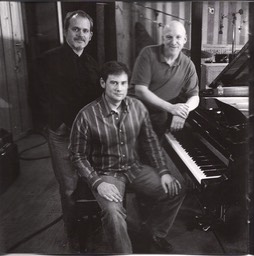 QJ3thetrio